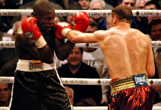 Un vis NATIONAL: 23 de milioane de inimi in ring, 55.000 de oameni pe un stadion! Romanul care si-a platit gloria cu sange si sudoare a implinit azi 34 de ani:_8