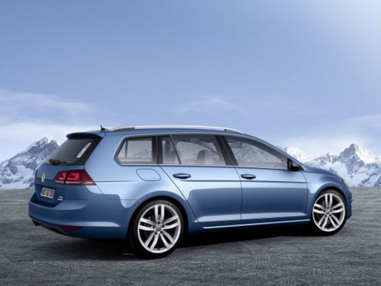 Primele imagini cu Golful pregatit de VW la Salonul Auto de la Geneva. FOTO: Vezi aici cum arata:_2