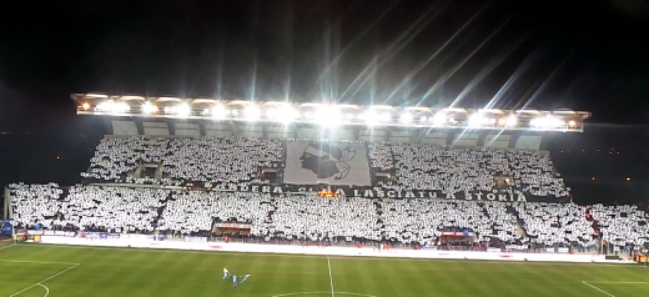 RAZBOI CORSICAN la Bastia 1-0 Ajaccio! 5 cartonase rosii si un FAULT pentru care fanii au intrat pe teren sa-i BATA pe jucatori! Vezi intrarea criminala - VIDEO_2