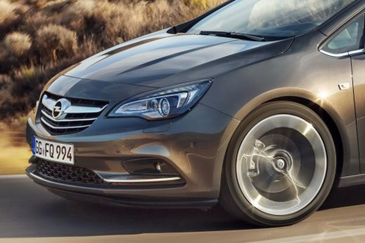 FOTO Opel se DEZBRACA la Geneva! Prima decapotabila 100% a nemtilor! Cum arata Cascada:_1