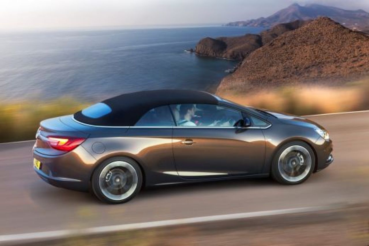 FOTO Opel se DEZBRACA la Geneva! Prima decapotabila 100% a nemtilor! Cum arata Cascada:_6