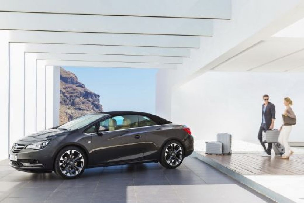 FOTO Opel se DEZBRACA la Geneva! Prima decapotabila 100% a nemtilor! Cum arata Cascada:_14