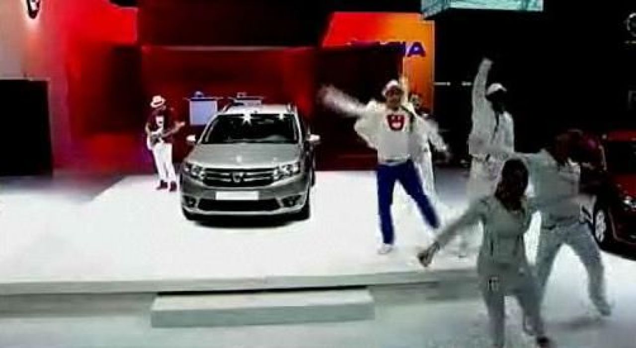 FOTO Asa arata noul Logan MCV! Dacia Break n-a aratat niciodata atat de bine! Vezi cum arata si cat costa:_2