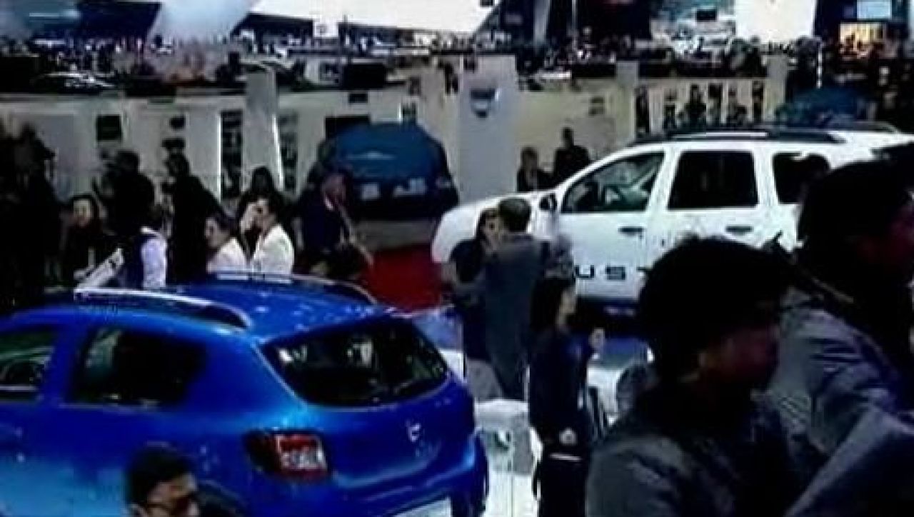 FOTO Asa arata noul Logan MCV! Dacia Break n-a aratat niciodata atat de bine! Vezi cum arata si cat costa:_7
