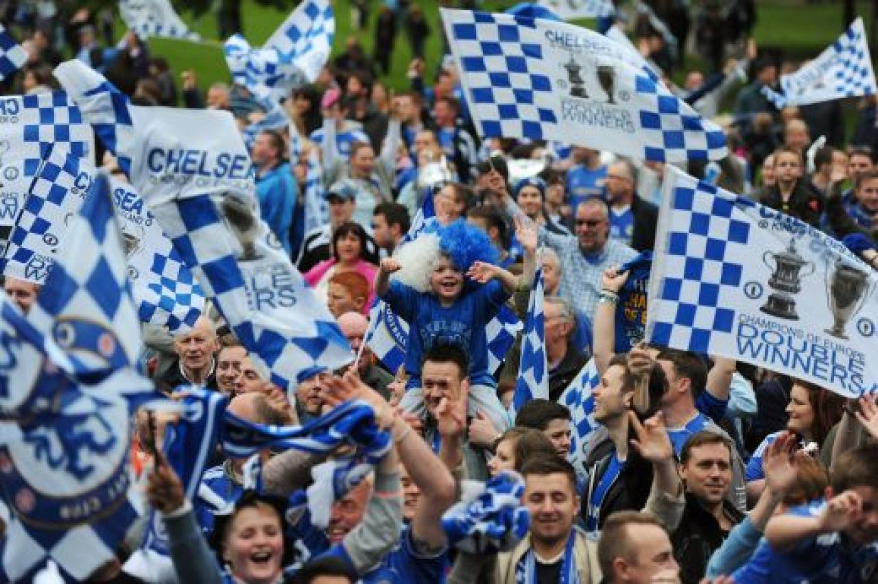 LIVE BLOG Steaua - Chelsea. Welcome to Hell |Peste 50.000 de oameni au trimis Chelsea in INFERN! Vezi cum au sarbatorit fanii Stelei la Universitate - FOTO_22