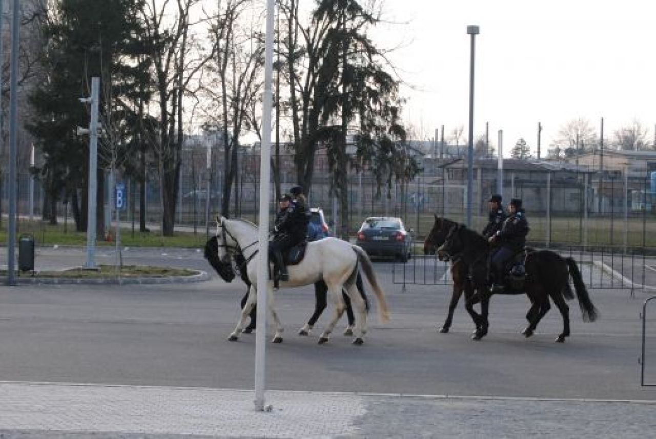 LIVE BLOG Steaua - Chelsea. Welcome to Hell |Peste 50.000 de oameni au trimis Chelsea in INFERN! Vezi cum au sarbatorit fanii Stelei la Universitate - FOTO_48