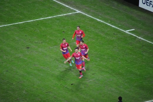 LIVE BLOG Steaua - Chelsea. Welcome to Hell |Peste 50.000 de oameni au trimis Chelsea in INFERN! Vezi cum au sarbatorit fanii Stelei la Universitate - FOTO_62