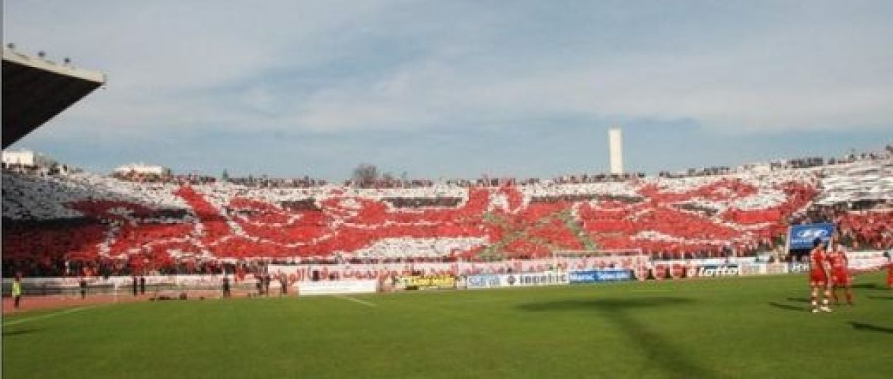 NEBUNII care iti fac pielea de gaina garantat! 99% dintre voi nu ati auzit de ei, oamenii astia sunt insa MAGNIFICI! Stadionul pe care nu vezi meciul din cauza lacrimilor de bucurie:_2