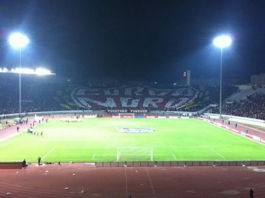 NEBUNII care iti fac pielea de gaina garantat! 99% dintre voi nu ati auzit de ei, oamenii astia sunt insa MAGNIFICI! Stadionul pe care nu vezi meciul din cauza lacrimilor de bucurie:_6