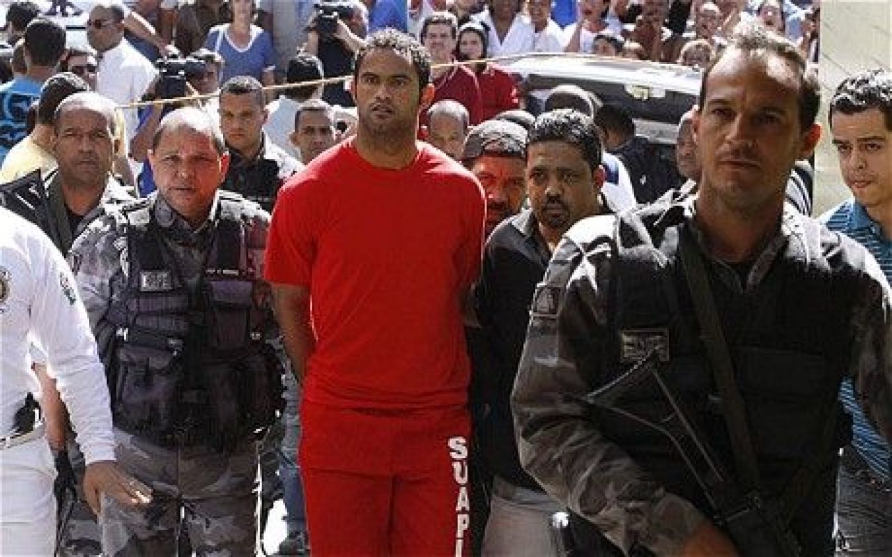 Urma sa joace la Milan si visa la Mondialul din 2014! Totul s-a schimbat dupa o discutie cu iubita. Il asteapta 41 de ani de inchisoare:_2