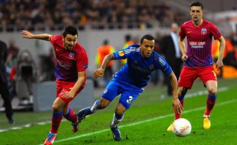 Dan Petrescu a pus ochii pe un stelist: A facut un joc perfect in aparare! La ce trebuie sa fie atenta Steaua in returul cu Chelsea: