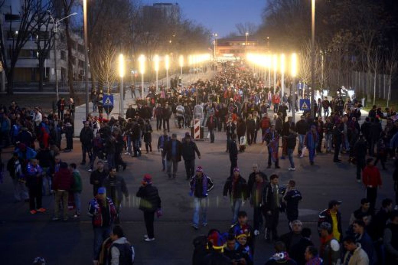 Steaua a descoperit un jucator DEMENTIAL cu Chelsea! Cine e noul om de MILIOANE al lui Becali si ce jucator TREMURA pentru locul in echipa_3