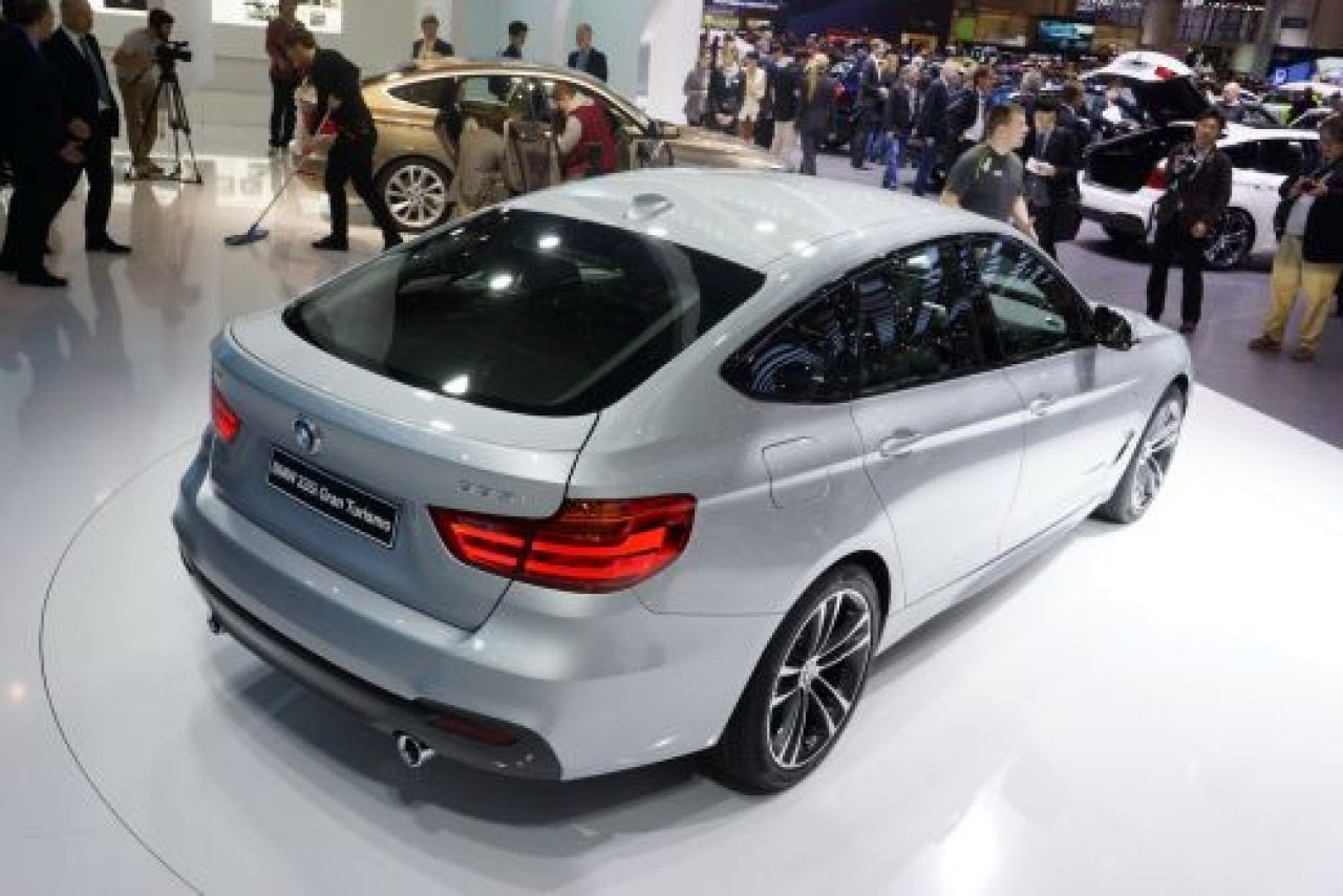 FOTO Cocosatul de la GENEVA 2013! BMW a lansat Seria 3 GT! Imagini de la marea lansare:_15