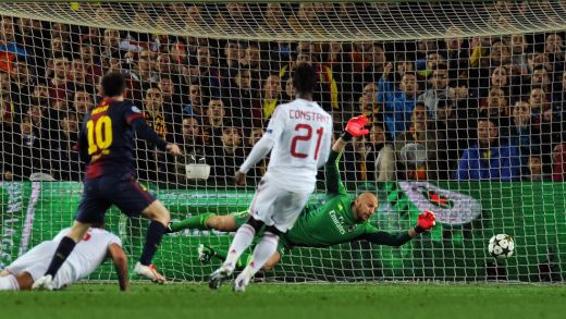 A inghetat IADUL! Barca o DISTRUGE pe Milan, Galatasaray inscrie de 3 ori in Germania! Barcelona 4-0 AC Milan, Schalke 2-3 Galata! Vezi toate fazele VIDEO:_10