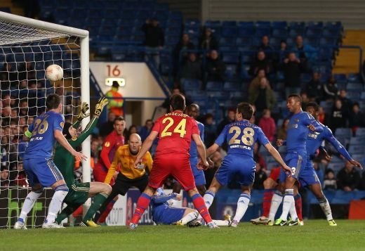 Acum si-a revenit si Torres! Steaua pierde eroic calificarea la Londra! Campioana Europei, salvata de jucatorul de 58mil €! Chelsea 3-1 Steaua! VIDEO REZUMAT_3
