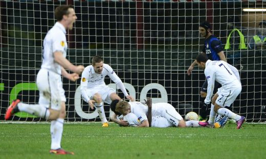 CATERINCA ANULUI dupa seara de Europa League! Cel mai nebun moment pe care il putea trai! Ce a patit o fata care s-a uitat la primul ei meci de fotbal :)