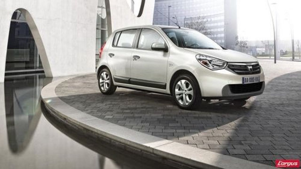 FOTO Dacia lanseaza doua masini noi! Revine Solenza? Primele imagini cu modelele viitorului:_1