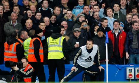 2 suporteri care au fost pe Stamford Bridge, arestati dupa ce Politia a urmarit atent filmarile! Ancheta continua pentru descoperirea unui alt fan! Ce s-a intamplat: