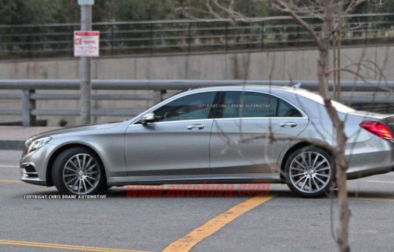 FOTO Noua limuzina de la Mercedes a fost pozata fara camuflaj! S-Classe apare in 2014! UPDATE: Au aparut primele imagini oficiale cu interiorul:_6