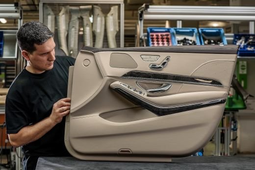 FOTO Noua limuzina de la Mercedes a fost pozata fara camuflaj! S-Classe apare in 2014! UPDATE: Au aparut primele imagini oficiale cu interiorul:_16