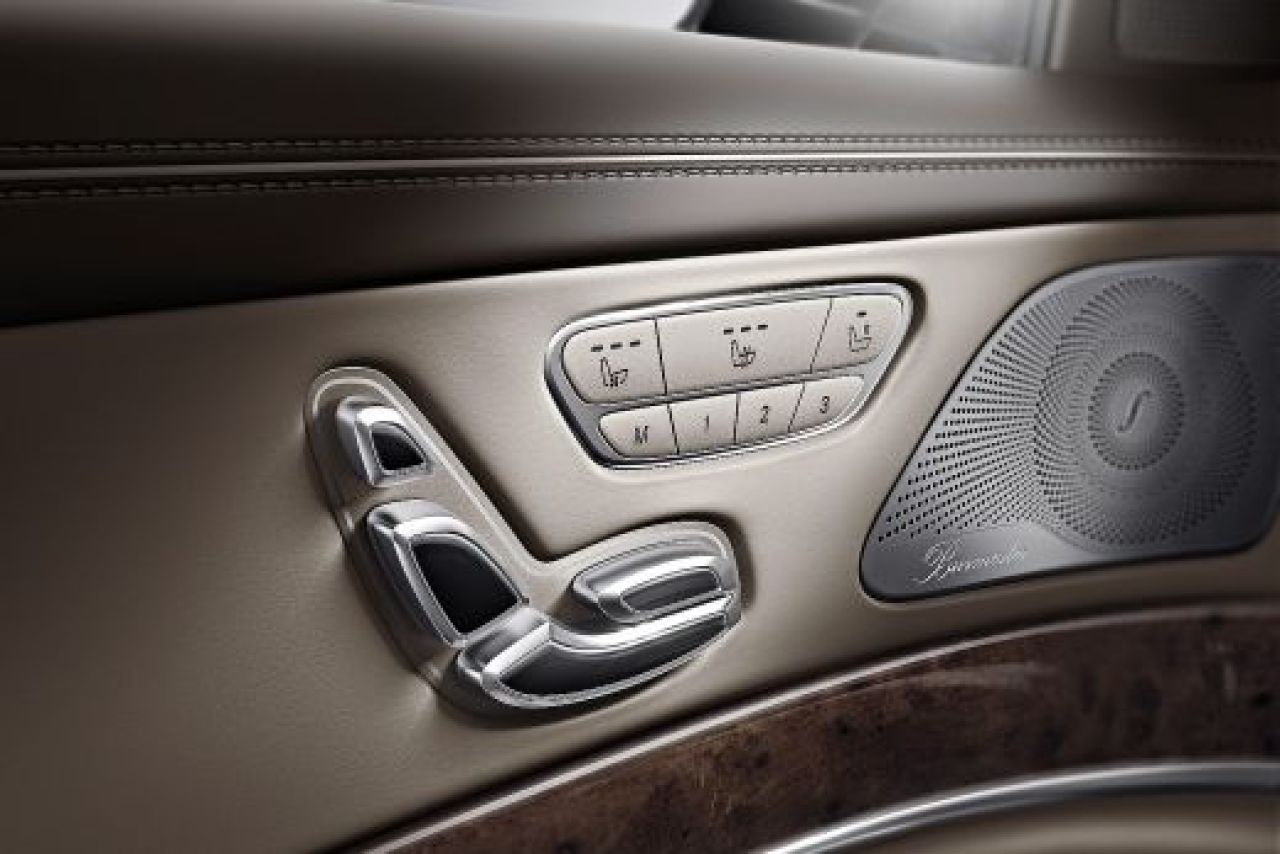 FOTO Noua limuzina de la Mercedes a fost pozata fara camuflaj! S-Classe apare in 2014! UPDATE: Au aparut primele imagini oficiale cu interiorul:_25