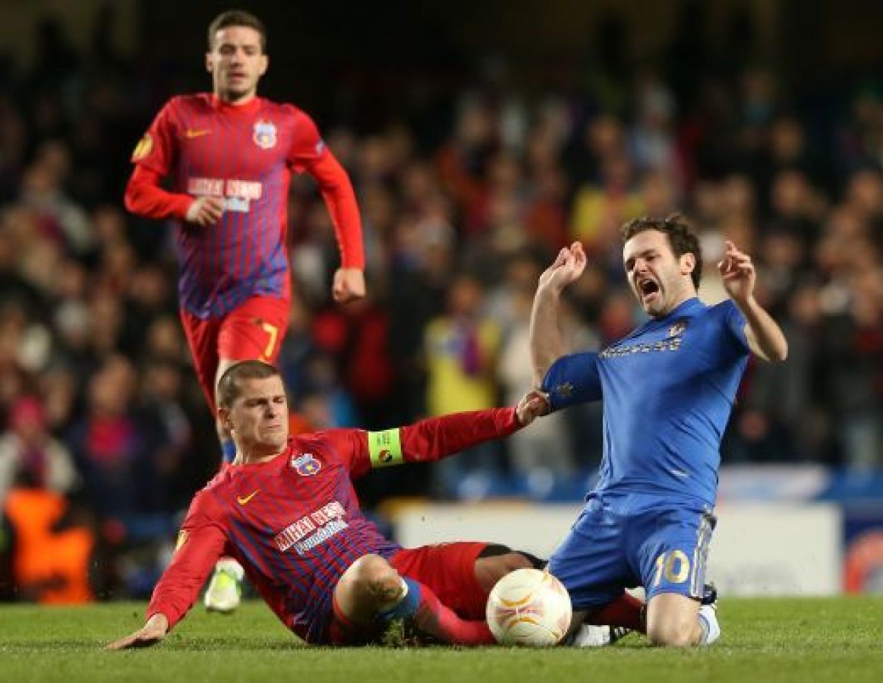 O echipa din Liga a 9-a e mai tare decat Man United, Chelsea si Steaua impreuna! La un pas de RECORDUL MONDIAL:_1