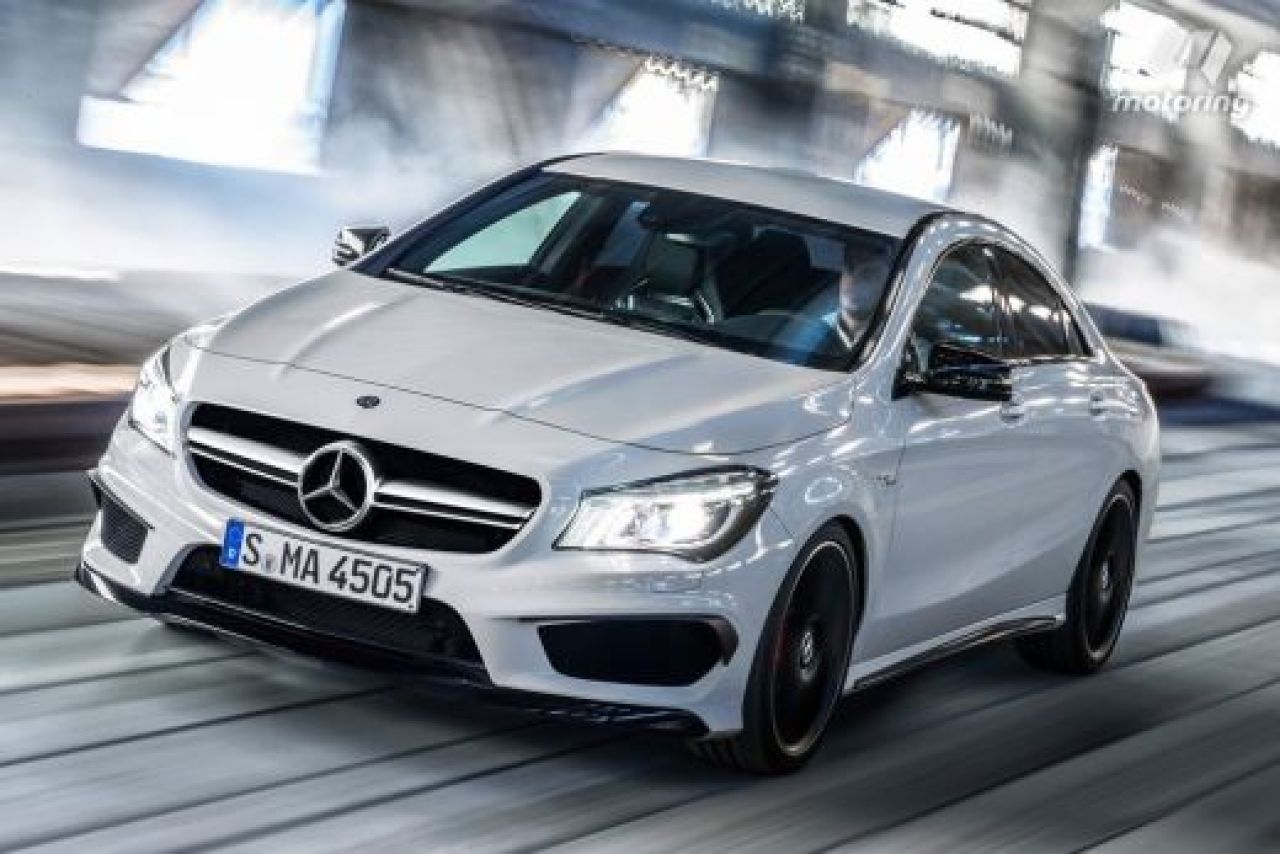Mercedes lanseaza masini noi pe banda rulanta! Primele imagini cu CLA45 de la AMG! Galerie foto si detalii tehnice:_8