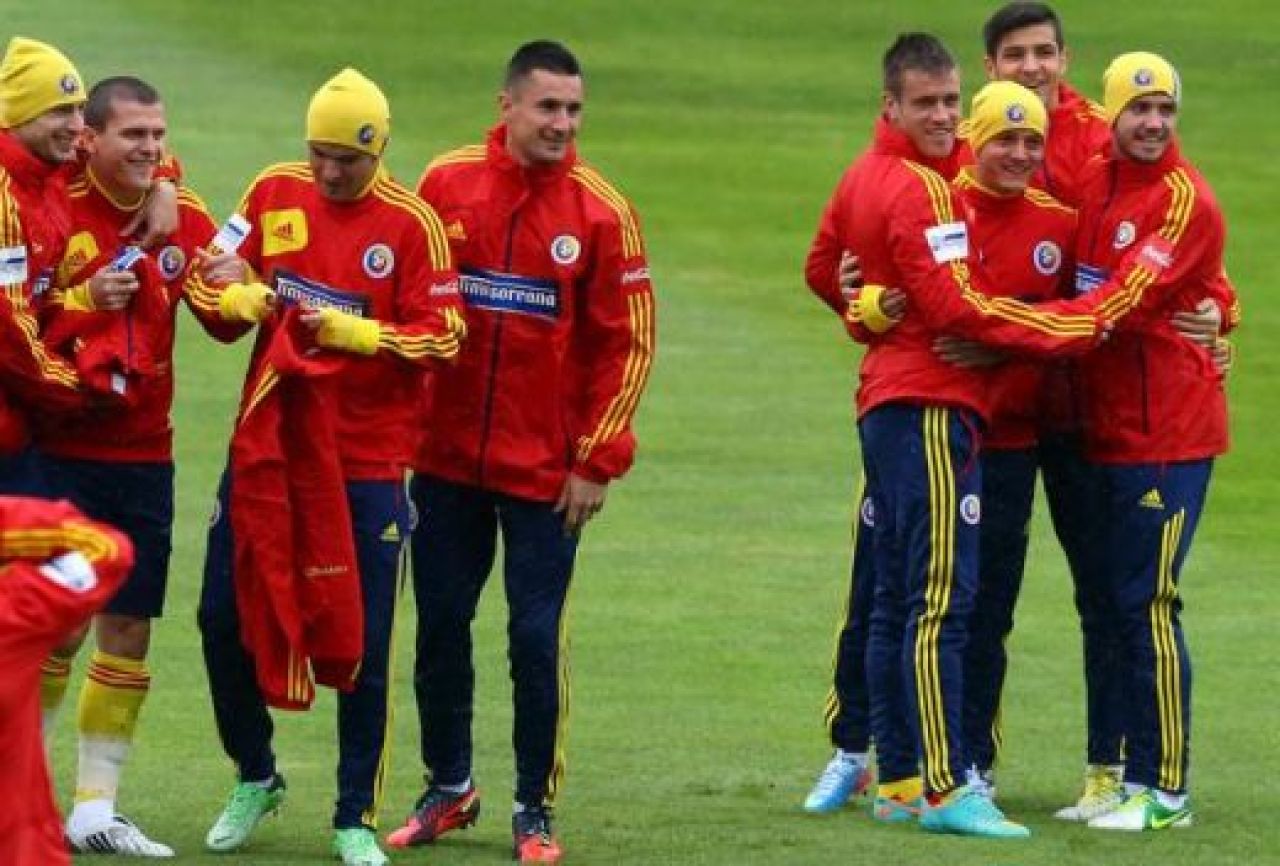 LIVE BLOG RiOMANIA - Episodul Budapesta! Ungaria 2-2 Romania: Chipciu il salveaza pe Piturca de un DEZASTRU! Meciul cu Olanda devine capital pentru calificare!_5