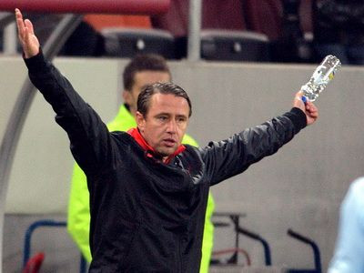 Reghe i-a facut planul lui Piturca: Pai e simplu: ori joci cu Tanase, ori ii bagi pe Adi Popa si Chipciu! Care este tactica NIMICITOARE a Romaniei: