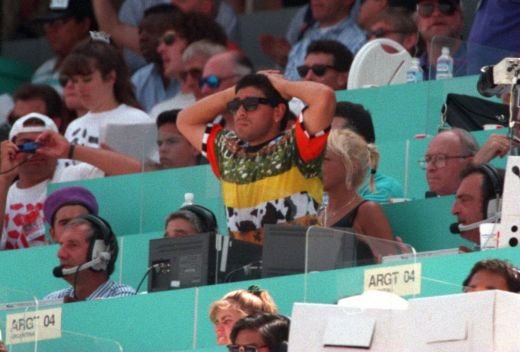 Sports Illustrated a plasat numele Romaniei in Top 10 cele mai tari meciuri din ISTORIA Mondialului! Hagi: 'Am facut a doua revolutie'! Ziua in care visul american s-a trait in strada, la Universitate:_4