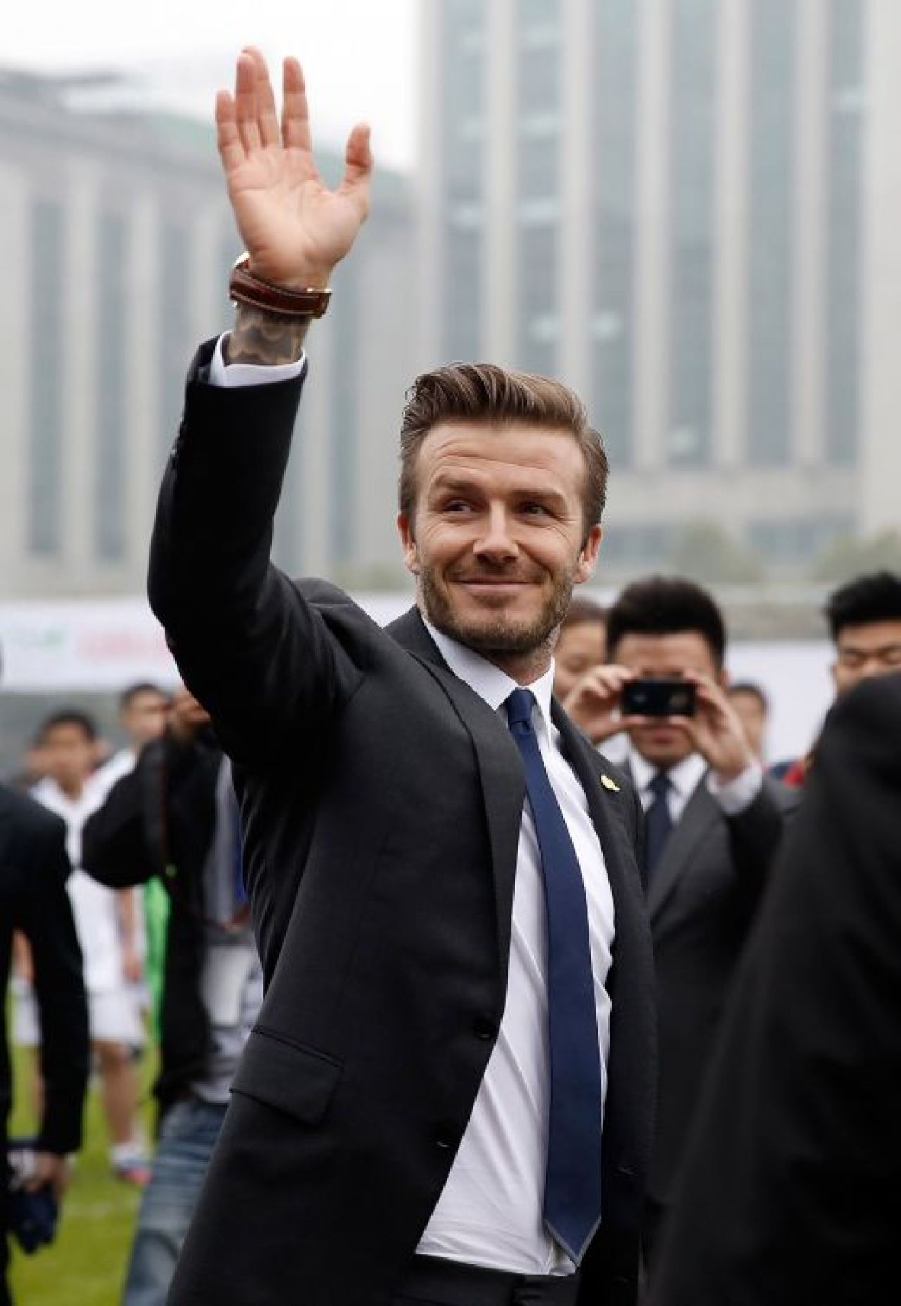 Un stelist a VAZUT LIVE cel mai penibil moment al lui Beckham! Englezul s-a facut de RAS pe teren, sub ochii lui! Galeria Zilei: CLICK AICI pentru FOTO:_8