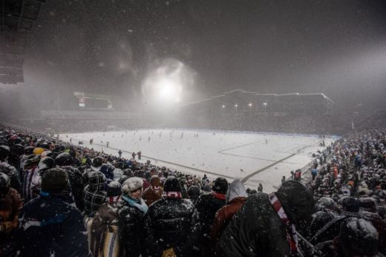 Fotbal intr-o atmosfera ca in povesti! Cel mai amuzant meci din preliminariile CM 2014! Imagini incredibile, nu o sa-ti vina sa crezi cum s-a jucat! GALERIE FOTO_5