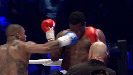 GLORY Londra: Bonjaski este distrus de o lovitura extrardinara! Spong castiga marele meci dupa ce i-a spart fata lui Remy! Vezi meciul romanului Pasniciuc: VIDEO_18