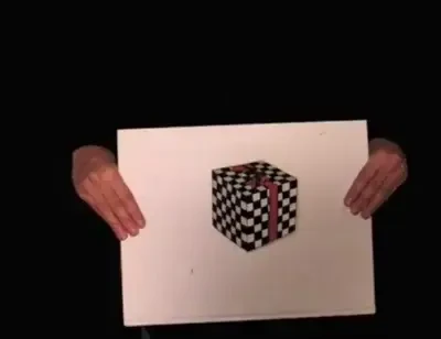 Iluzia optica ce pacaleste 97,5% din oameni! Esti sigur ca e un cub zburator? :)) Vezi ce se intampla pe hartie! VIDEO