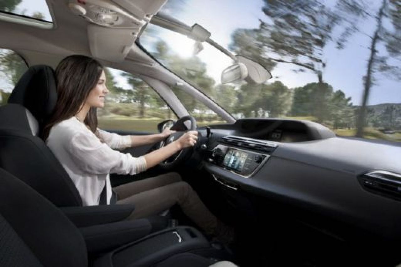 FOTO Citroen a lansat noul C4 Picasso! Francezii vin cu modificari importante! Vezi intreaga lista:_5