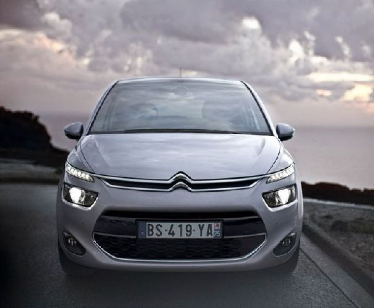 FOTO Citroen a lansat noul C4 Picasso! Francezii vin cu modificari importante! Vezi intreaga lista:_6