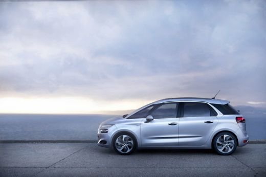 FOTO Citroen a lansat noul C4 Picasso! Francezii vin cu modificari importante! Vezi intreaga lista:_12