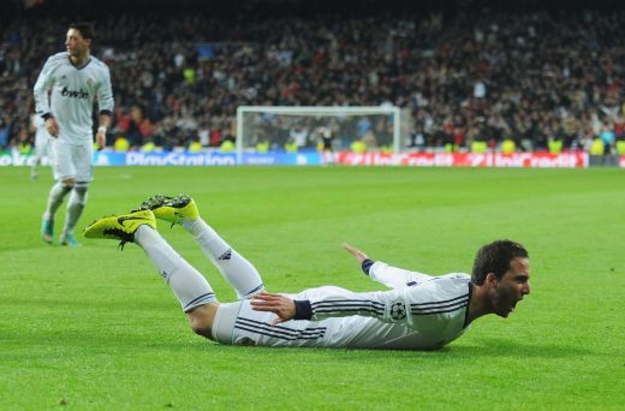 Galeria Zilei: Real Madrid zboara spre finala Ligii! Meciul in care Terim si-a amintit ca Galata s-a calificat cu noroc! CLICK AICI PENTRU FOTO:_15