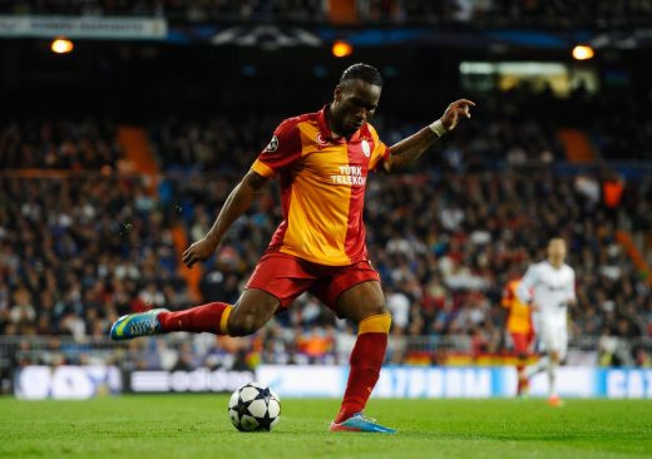 Galeria Zilei: Real Madrid zboara spre finala Ligii! Meciul in care Terim si-a amintit ca Galata s-a calificat cu noroc! CLICK AICI PENTRU FOTO:_22
