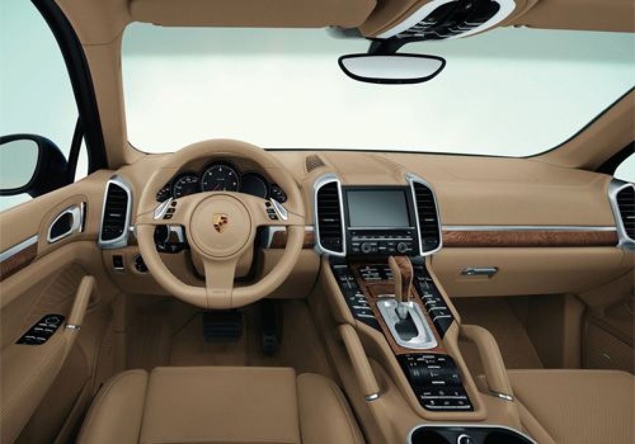 FOTO: Iata-l! Primele imagini cu noul SUV de la Porsche! Cayenne ramane in istorie! Ce masina il inlocuieste:_3