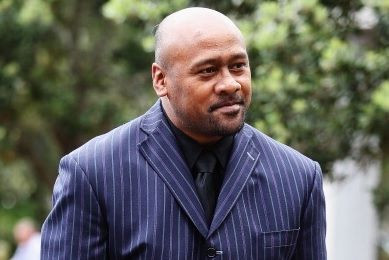 Drama celui care a pus in genunchi mii de uriasi. Viata l-a pedepsit: Eram praf! Rinichiul meu nu mai functiona Cum arata astazi Jonah Lomu: