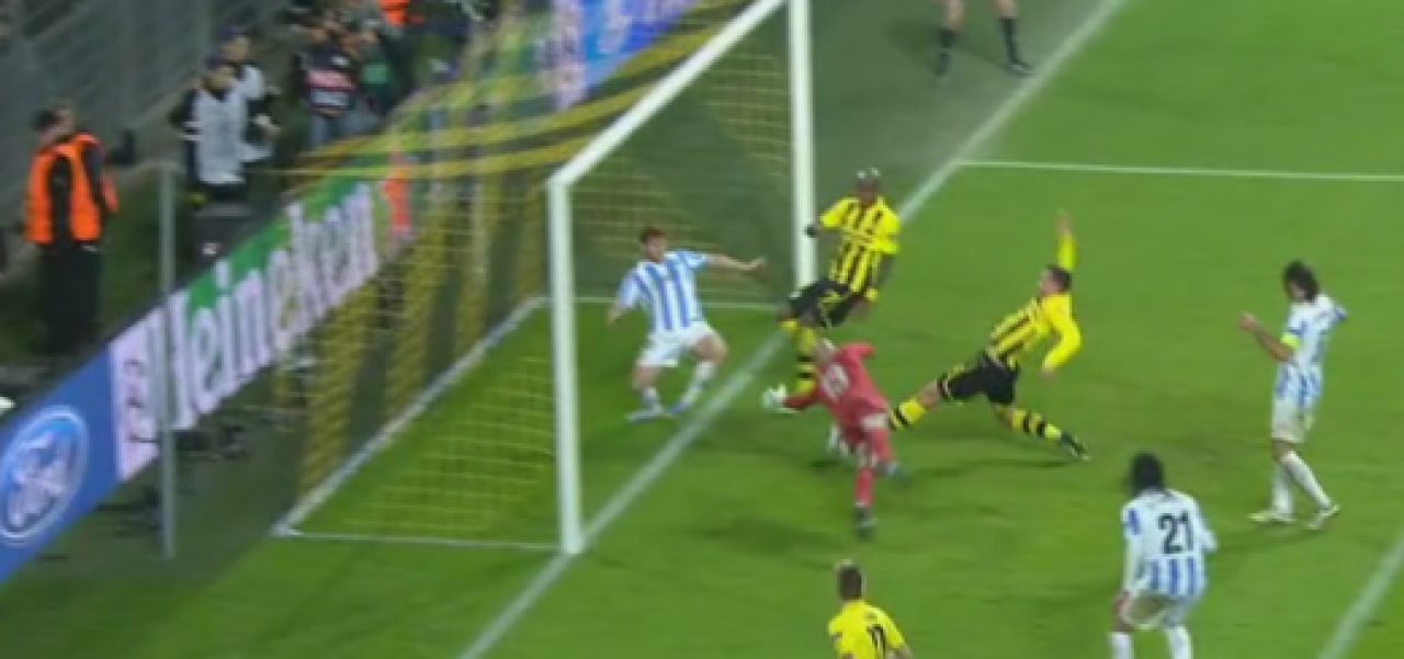 Cel mai tare meci din 2013, DISTRUS de arbitraj! Doua ofsaiduri evidente au stricat un meci EPIC! Golul decisiv al lui Dortmund trebuia anulat de 2 ori!_3