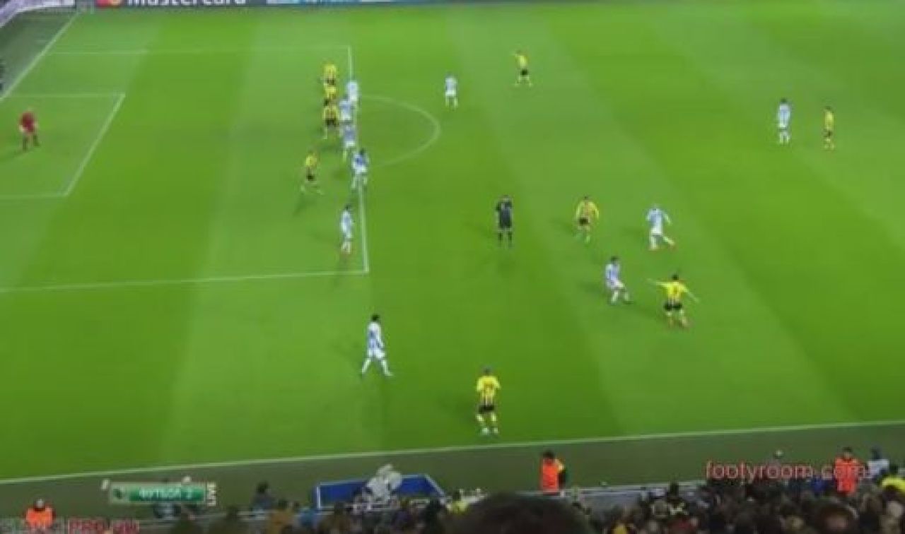 Cel mai tare meci din 2013, DISTRUS de arbitraj! Doua ofsaiduri evidente au stricat un meci EPIC! Golul decisiv al lui Dortmund trebuia anulat de 2 ori!_4