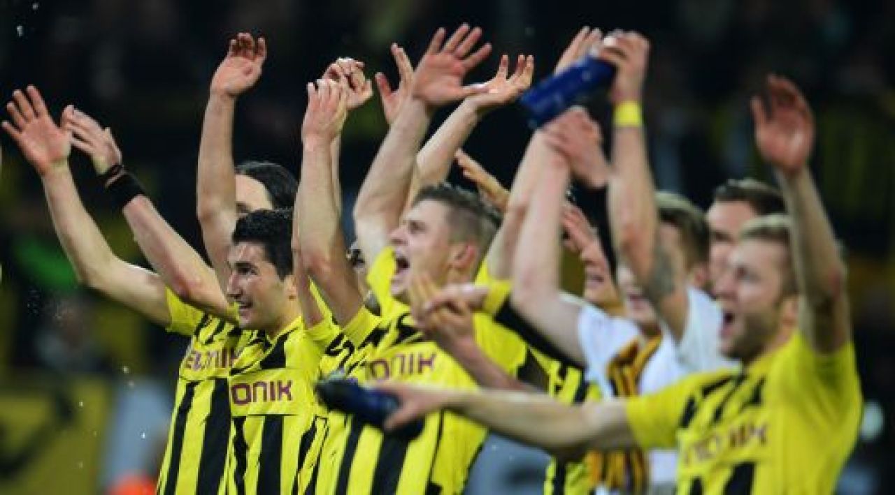 Cea mai ROMANTICA poveste din Champions League continua!