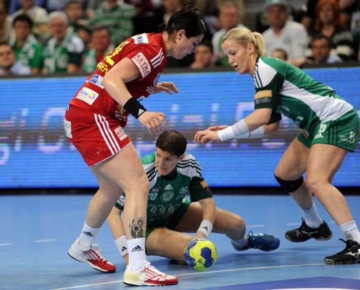 Am jucat mai bine ca NICIODATA, am pierdut ca INTOTDEAUNA! Lacrimi dupa drama de la Veszprem! Oltchim a ratat calificarea in ultimele secunde! Gyor 24-25 Oltchim! _4