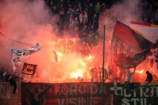 LIVE BLOG ATENTIE, se inchid usile | Scaunele au zburat spre MM, un rapidist i le-a FURAT din mana! Scenele INCREDIBILE de la Rapid - Steaua_15
