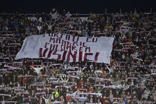 Galeria Zilei: Clipa in care ne-am simtit ca-n Kosovo! Rapid 1-1 Steaua, sau povestea nebuna, cu imagini HORROR! FOTO:_2