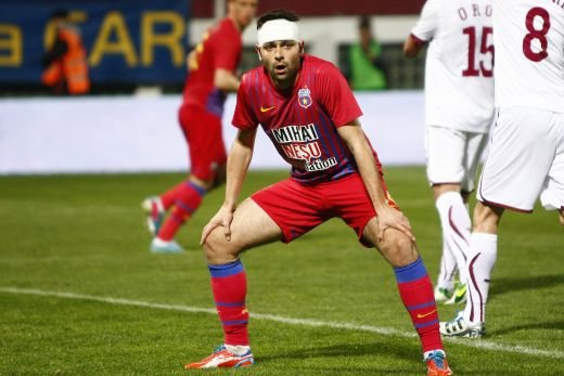 Galeria Zilei: Clipa in care ne-am simtit ca-n Kosovo! Rapid 1-1 Steaua, sau povestea nebuna, cu imagini HORROR! FOTO:_26