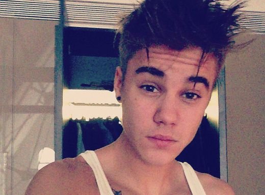 IPOSTAZA in care fanii nu se asteptau niciodata sa-l vada pe Justin Bieber! Cum a fost surprins superstarul:
