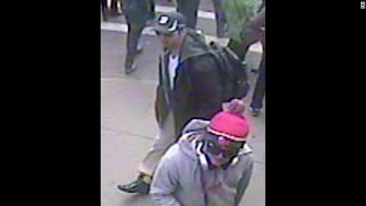 Al doilea terorist din Boston a fost PRINS! Trei noi suspecti au fost arestati! Explozie de bucurie la Boston, oamenii au iesit pe strazi! Imagini UNICE cu actiunile politiei! VIDEO_4